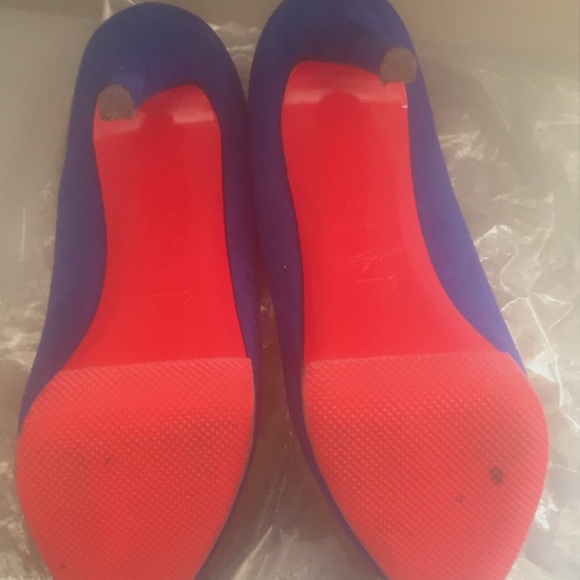 Loved these! But they are too small. - Picture 3 of 3